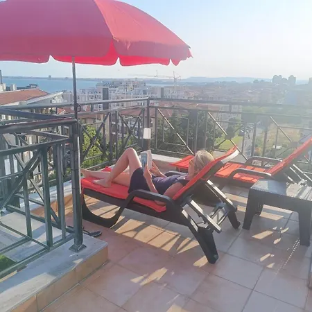 شقة Rooftop Sea View سفيتي فلاس