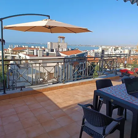 شقة Rooftop Sea View *